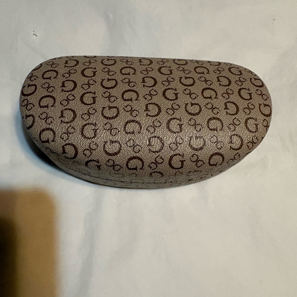 Guess Brown Logo Patterned Sunglasses Case